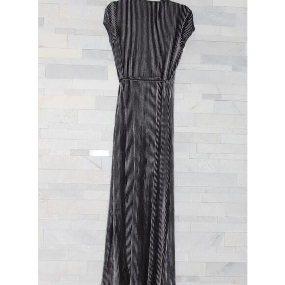 HYFVE Wrap Front V-Neck Velvet Ribbed Slimline Maxi Dress or Duster Gray S Party - Picture 2 of 5